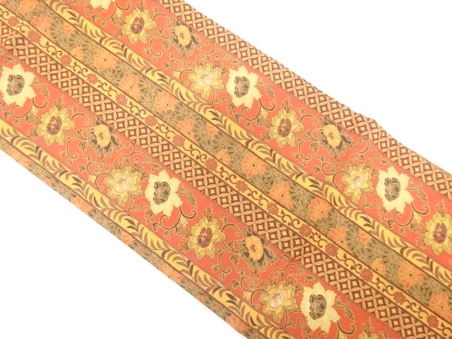 縞に菊・牡丹唐草模様織り出し　名古屋帯